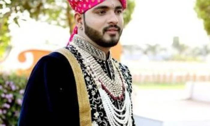 Saakshaat  Best groom